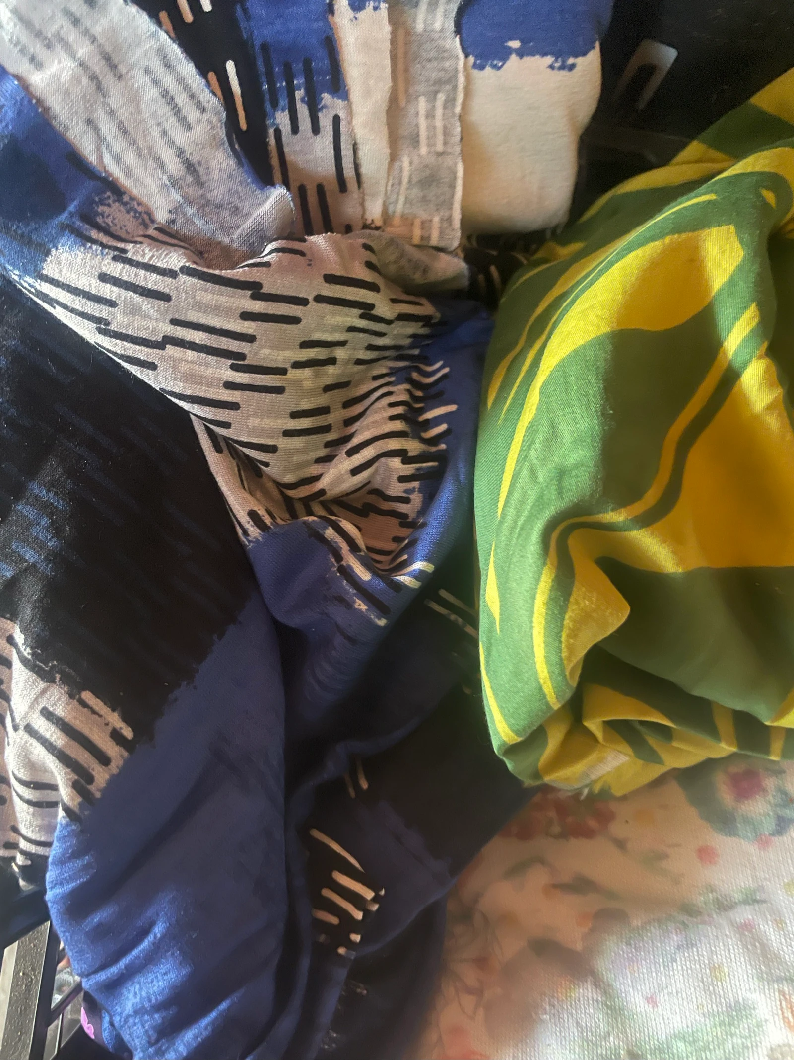 Large fabric scrap of your choice – photo 2